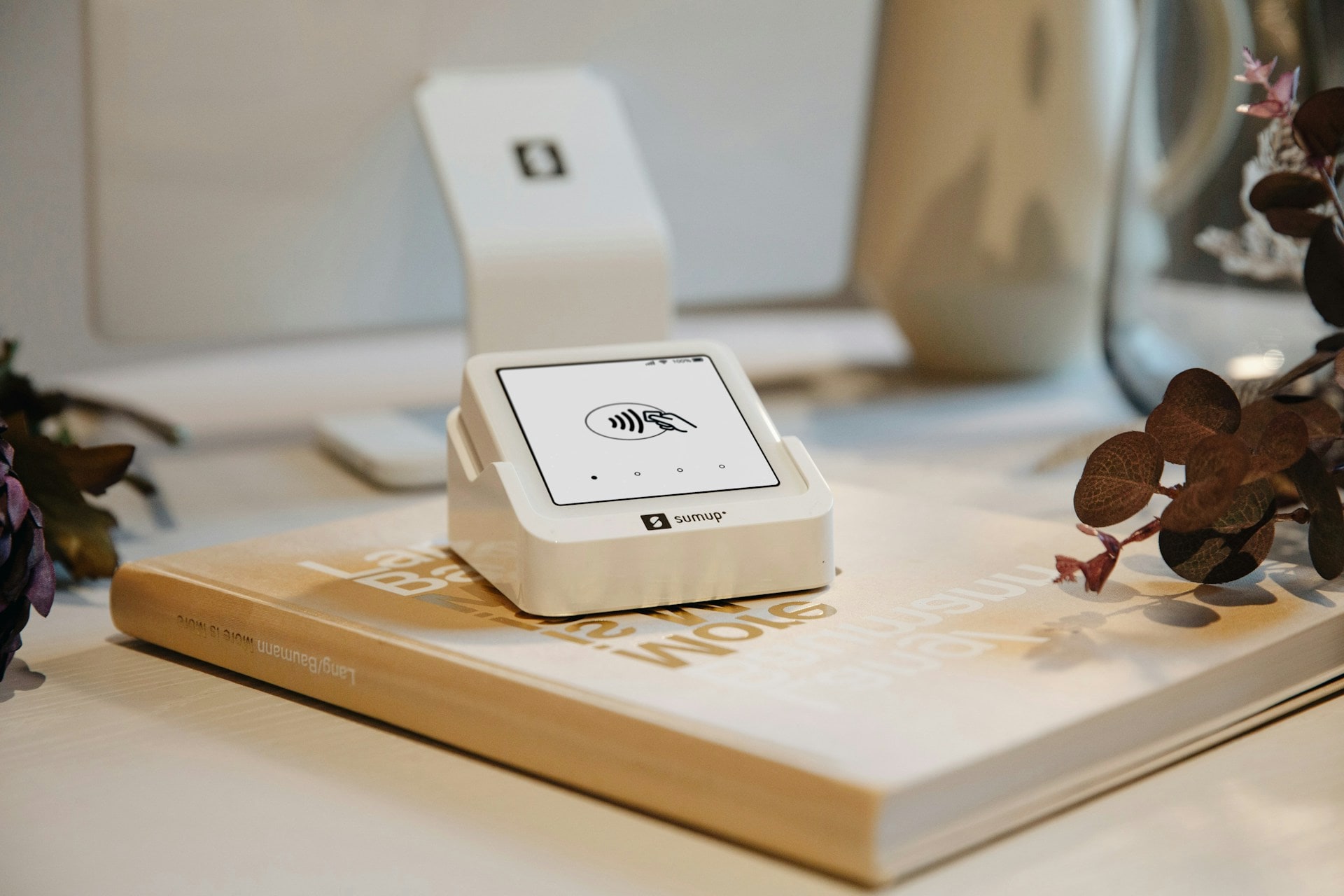 A社様 コーポレートサイト